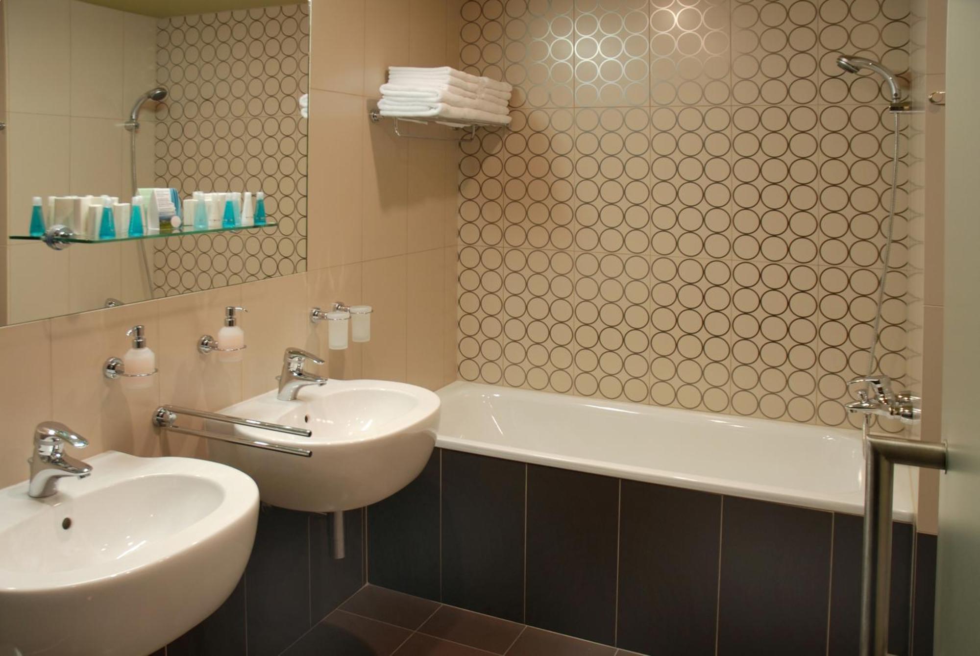 Boutique Hotel Zlaty Dukat Kosice Ngoại thất bức ảnh