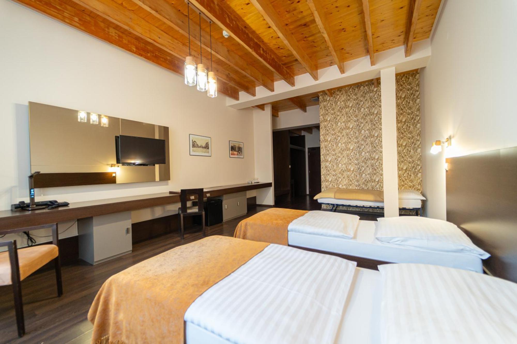 Boutique Hotel Zlaty Dukat Kosice Ngoại thất bức ảnh