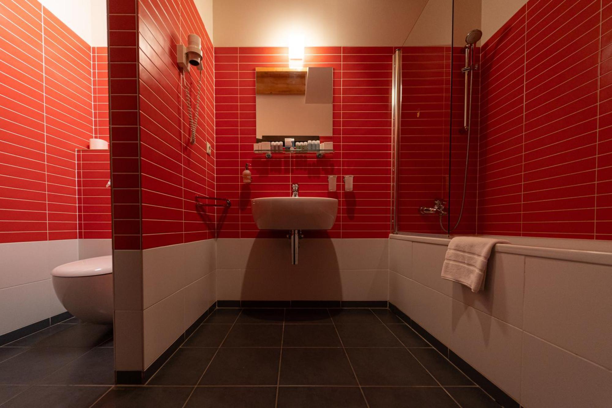 Boutique Hotel Zlaty Dukat Kosice Ngoại thất bức ảnh