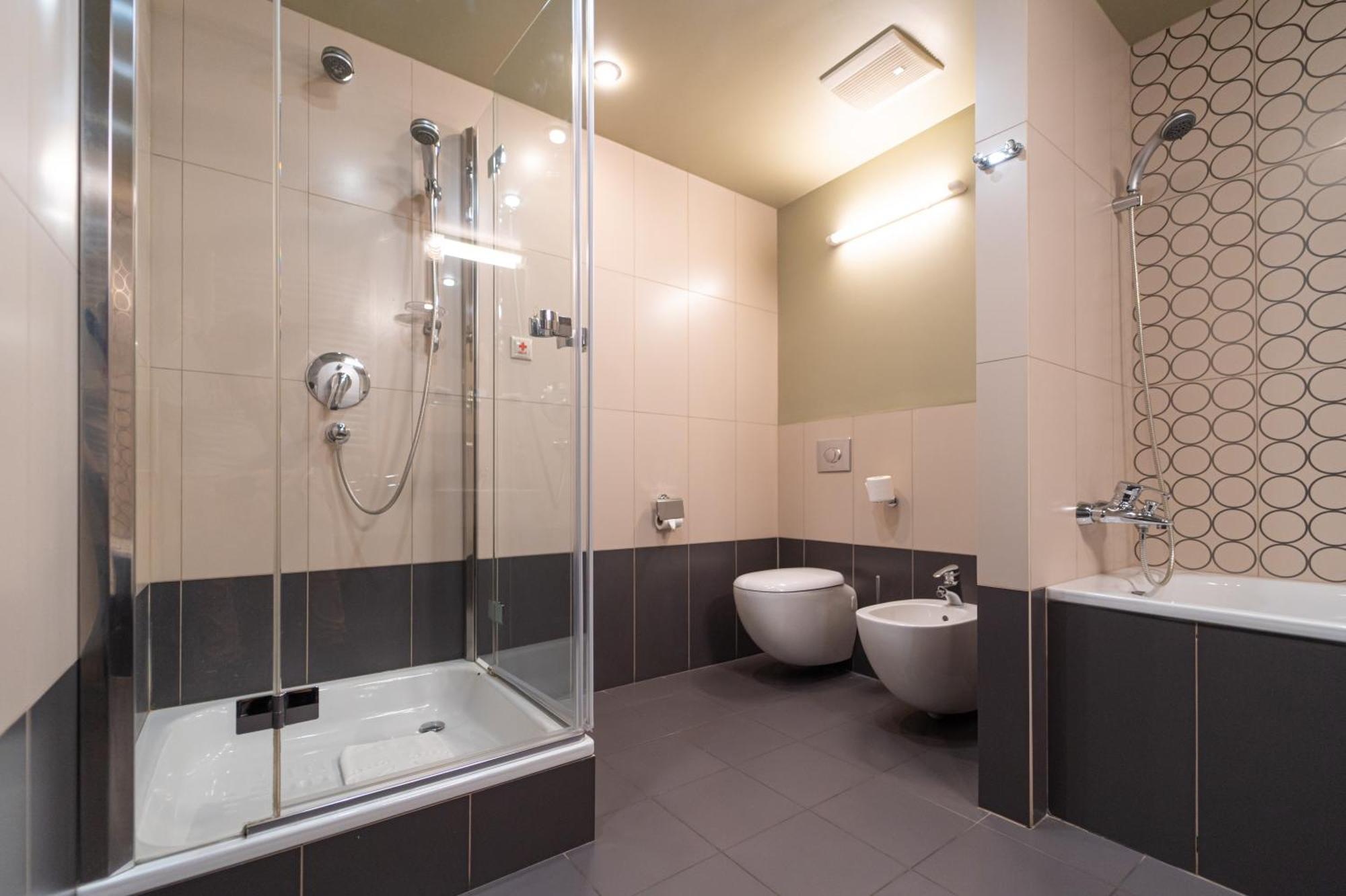 Boutique Hotel Zlaty Dukat Kosice Ngoại thất bức ảnh