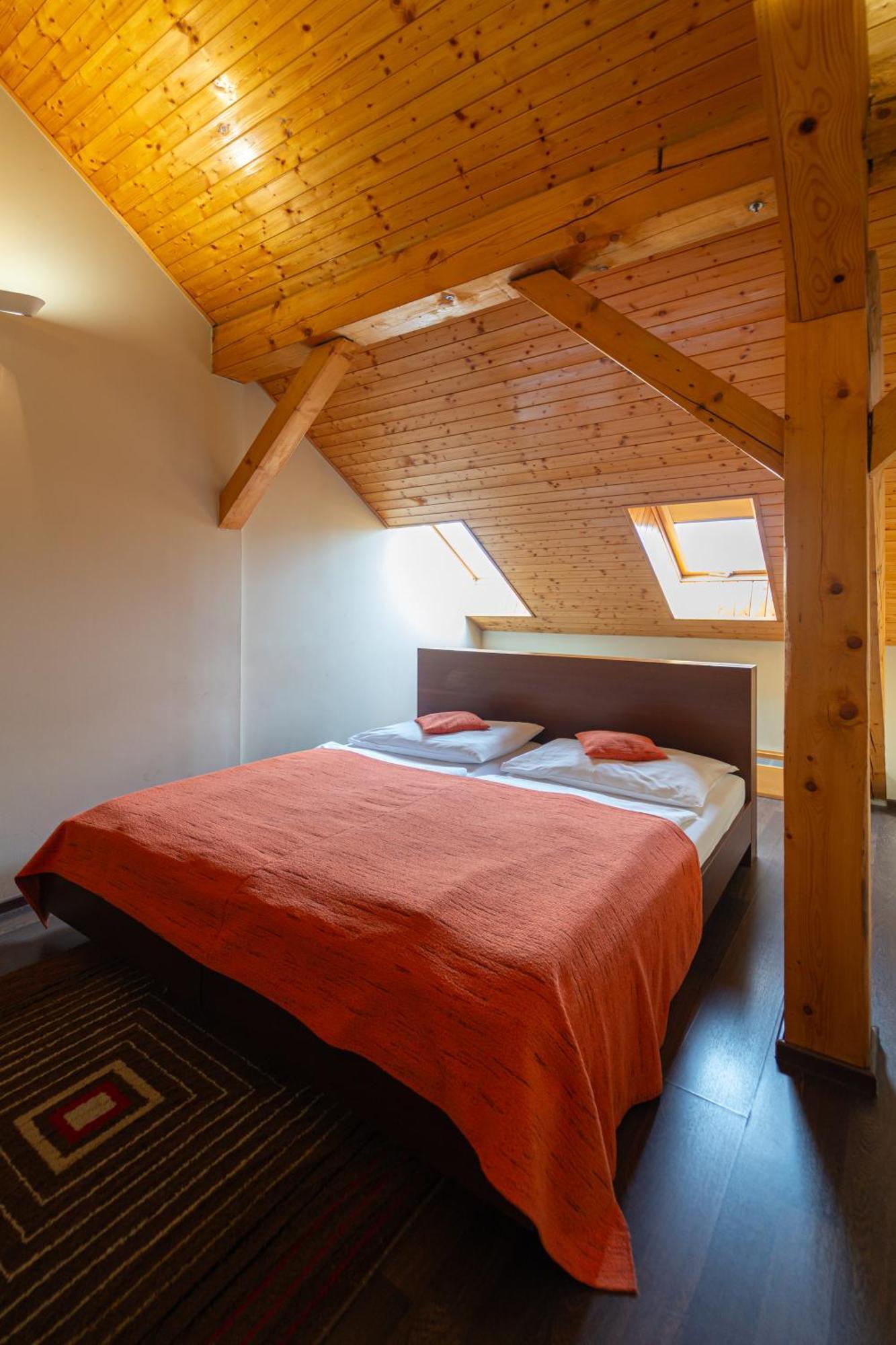 Boutique Hotel Zlaty Dukat Kosice Ngoại thất bức ảnh