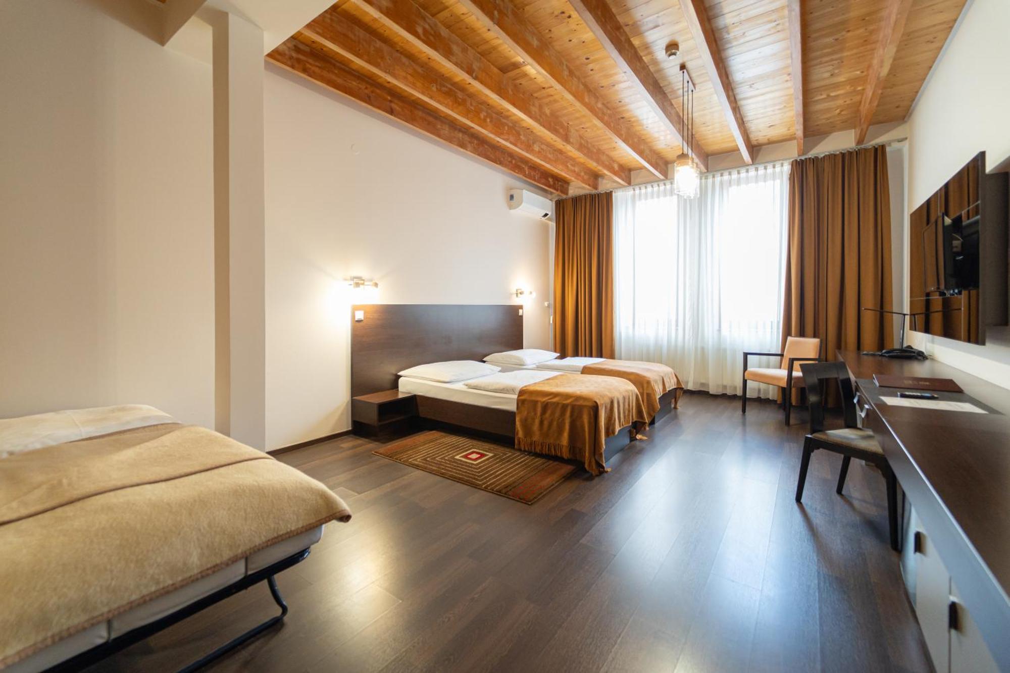 Boutique Hotel Zlaty Dukat Kosice Ngoại thất bức ảnh