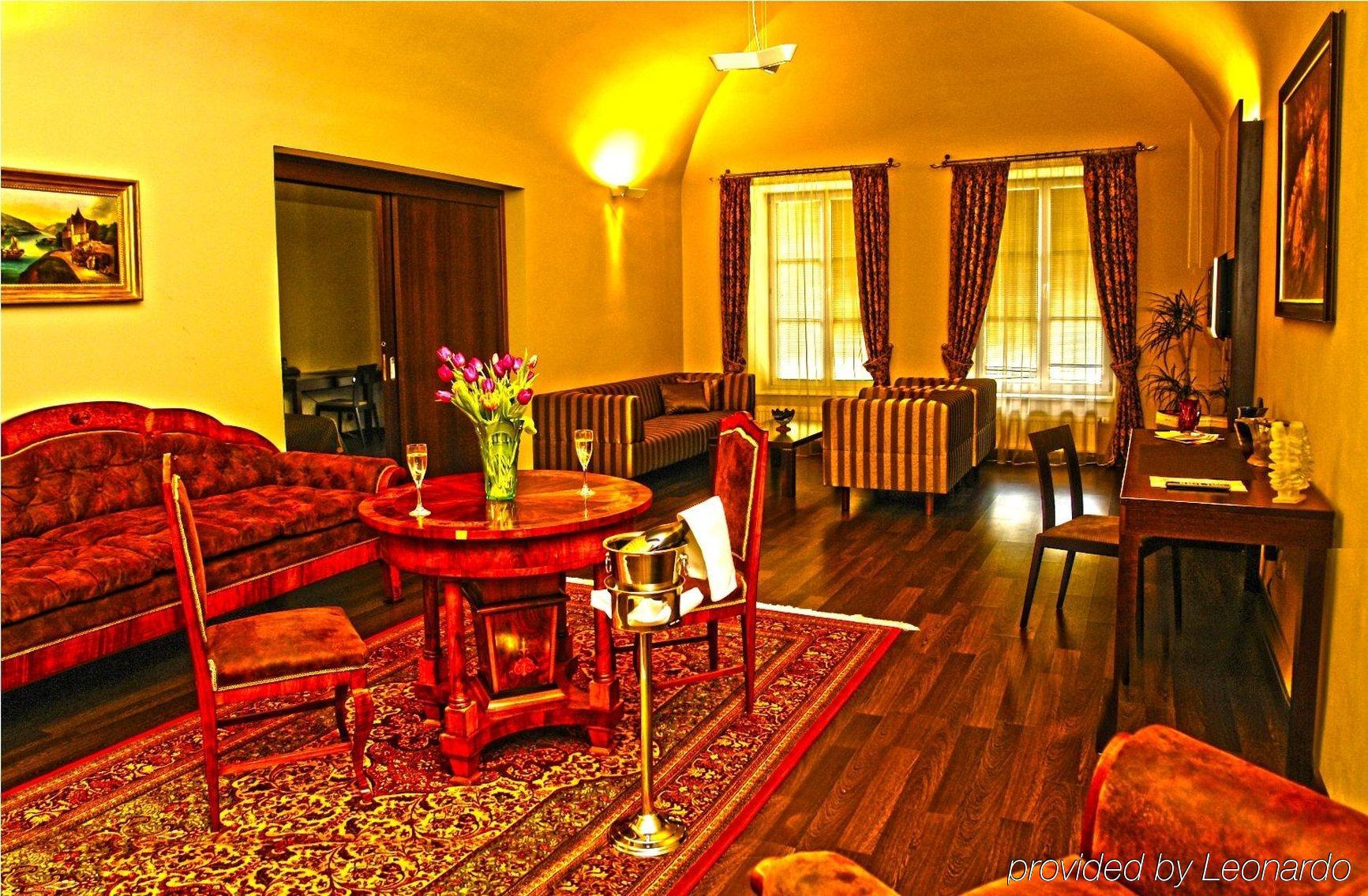 Boutique Hotel Zlaty Dukat Kosice Phòng bức ảnh