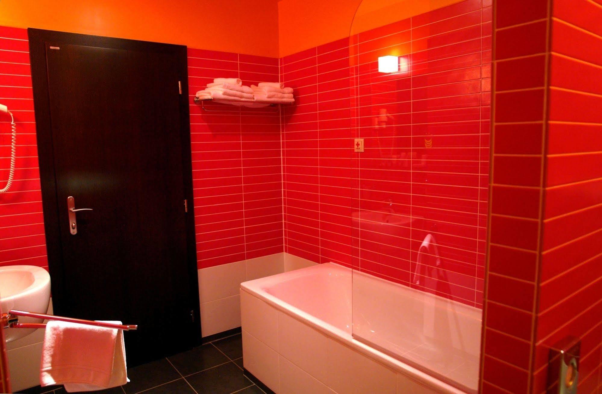 Boutique Hotel Zlaty Dukat Kosice Ngoại thất bức ảnh